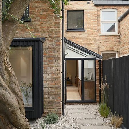 Japandi Escape 3Br Designer Flat With Garden Apartment Oxford Exterior photo
